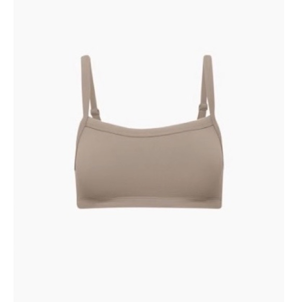Aritzia bra top